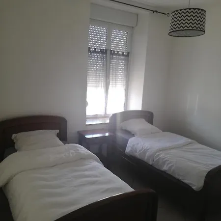 5 Couchages 35mn Du Luxembourg Appartement Spincourt