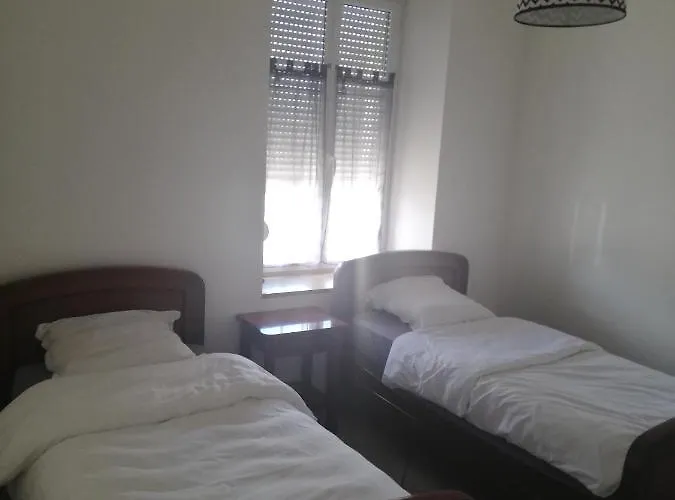 5 Couchages 35mn Du Luxembourg Apartment Spincourt